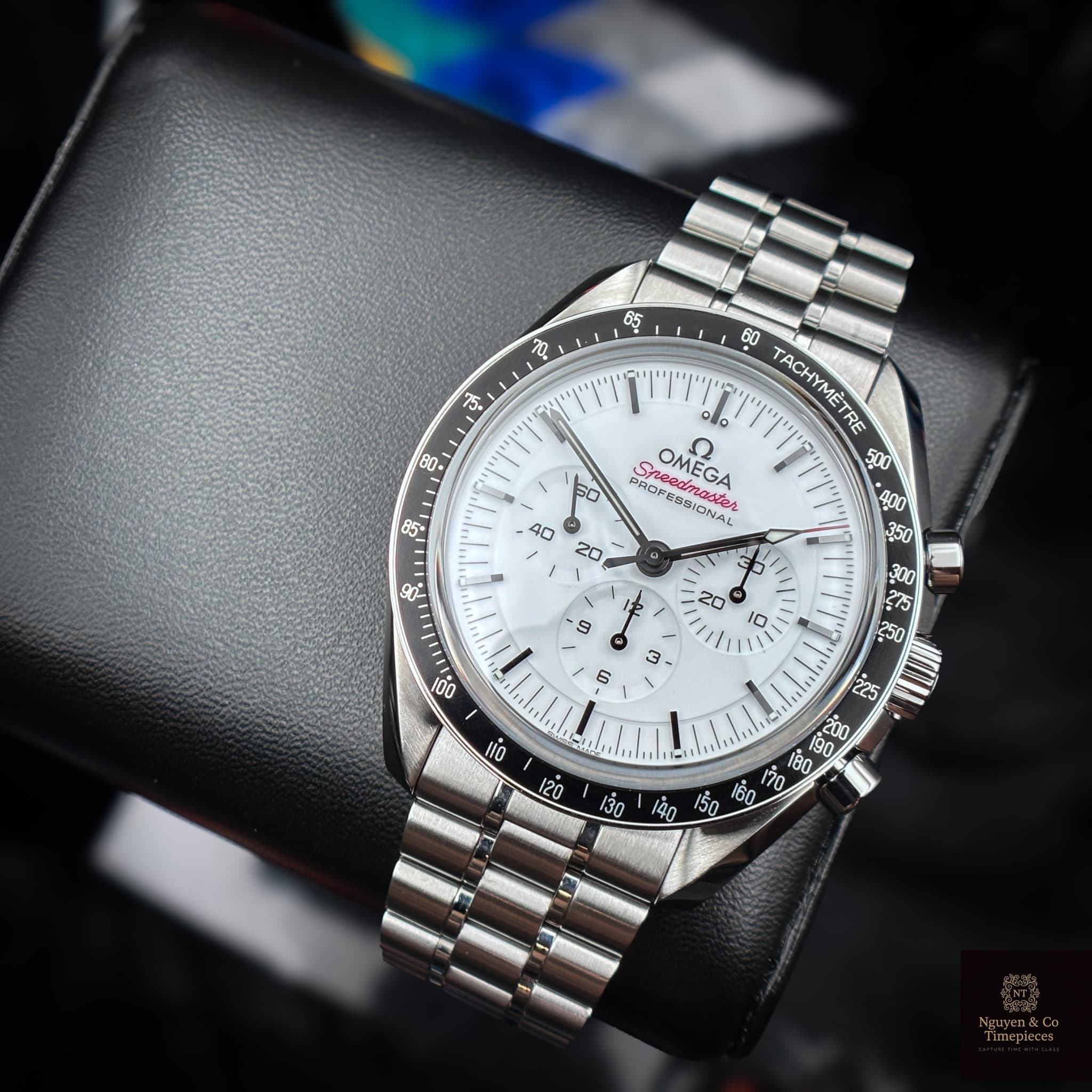 OMEGA Speedmaster Professional Moonwatch